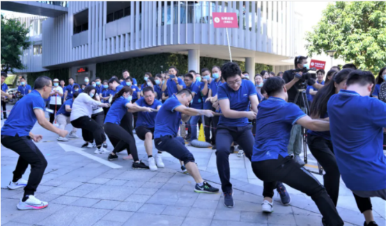 0922“1277星际电子游戏日”拔河比赛，1277星际电子游戏车辆“先锋队”勇夺第一540.png